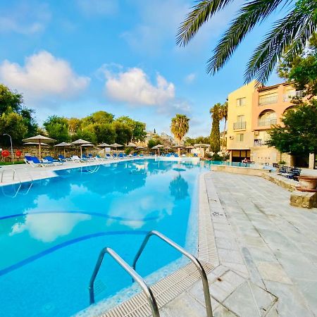 Basillica 3 Bedrooms Apartment Paphos Exterior photo